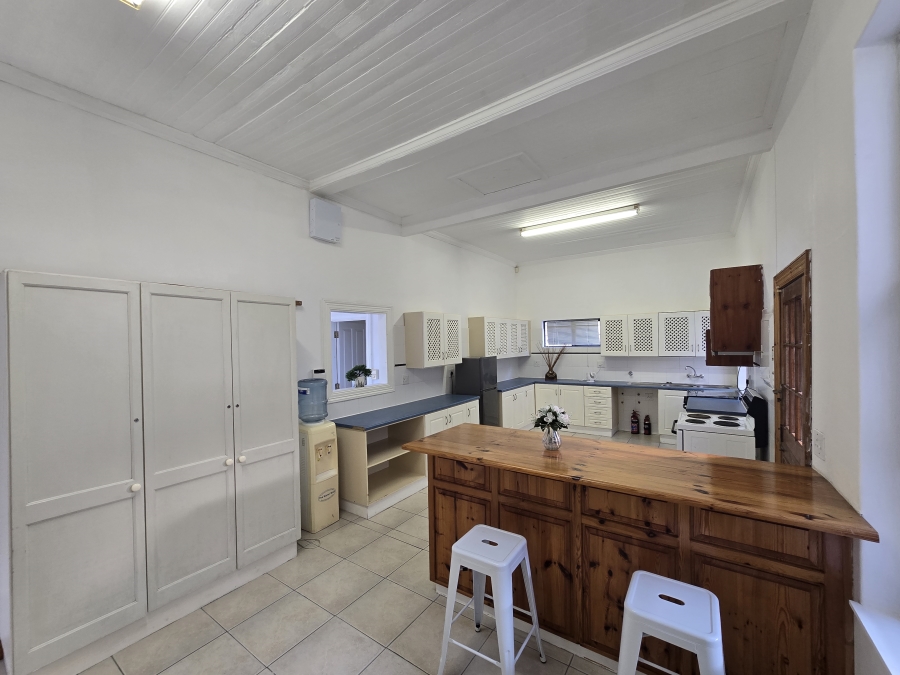 To Let 6 Bedroom Property for Rent in East Bank Eastern Cape